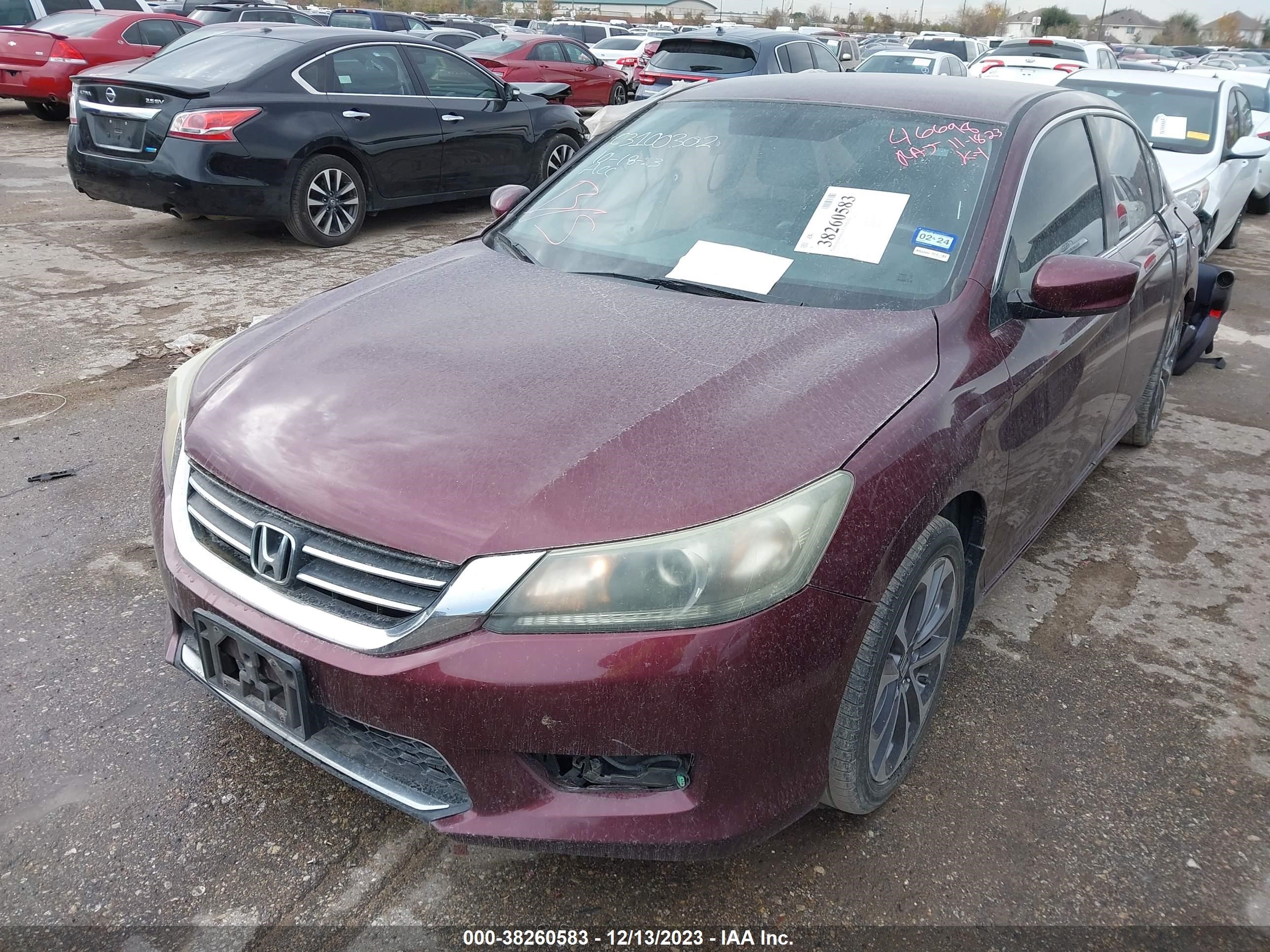 Photo 1 VIN: 1HGCR2F53EA137003 - HONDA ACCORD 