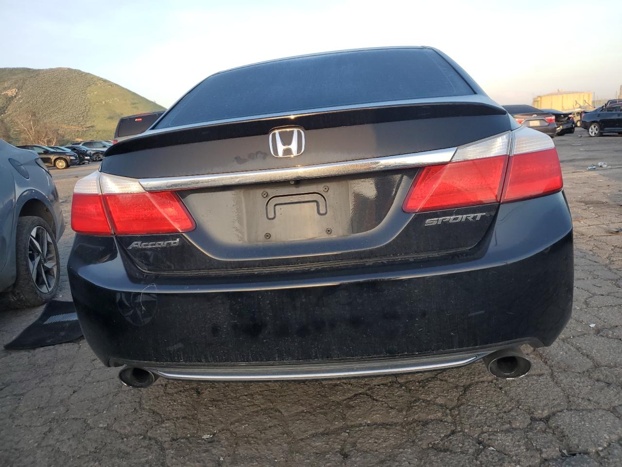 Photo 5 VIN: 1HGCR2F53EA146624 - HONDA ACCORD 