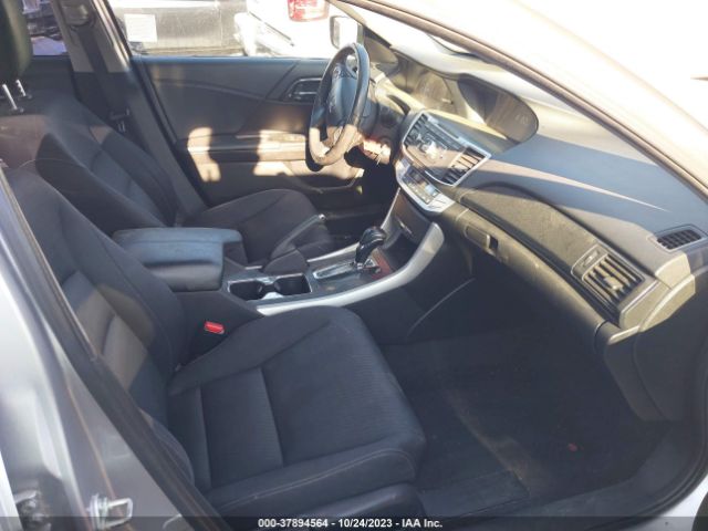 Photo 4 VIN: 1HGCR2F53EA208426 - HONDA ACCORD 