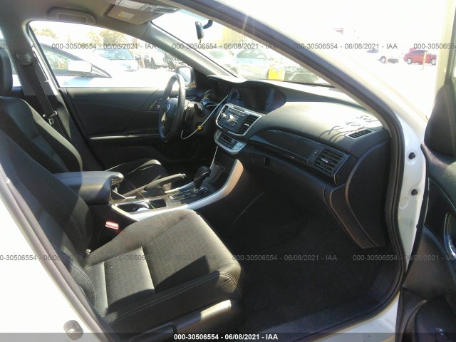 Photo 4 VIN: 1HGCR2F53EA267296 - HONDA ACCORD SEDAN 