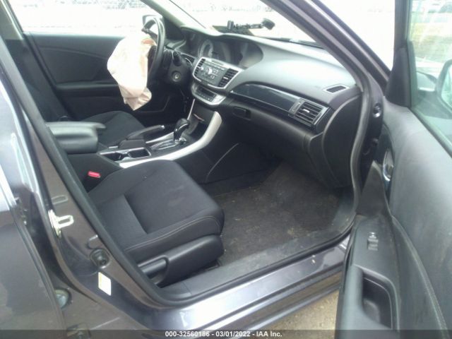 Photo 4 VIN: 1HGCR2F53FA018742 - HONDA ACCORD SEDAN 