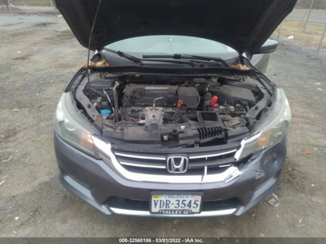 Photo 9 VIN: 1HGCR2F53FA018742 - HONDA ACCORD SEDAN 