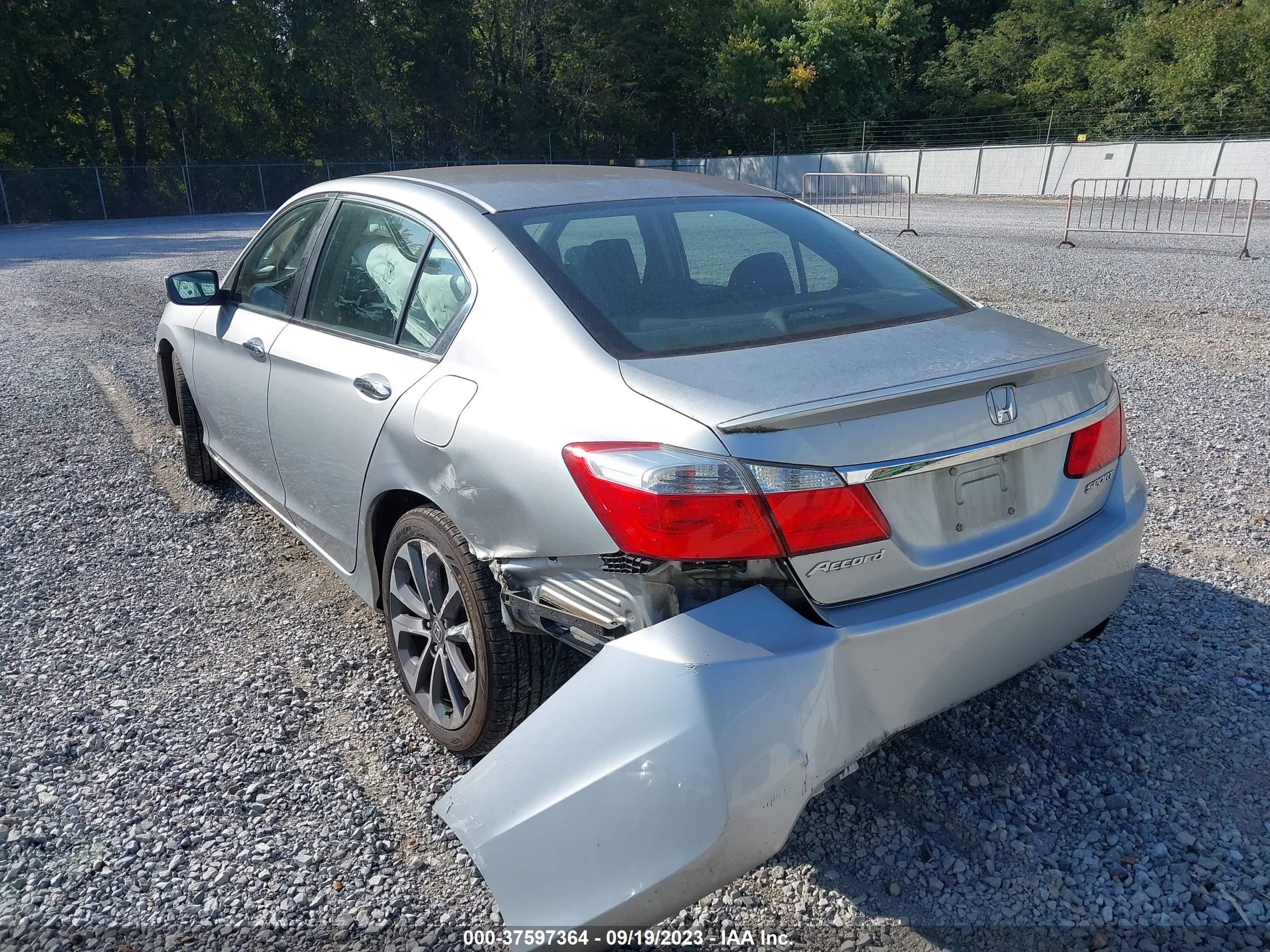 Photo 5 VIN: 1HGCR2F53FA092565 - HONDA ACCORD 