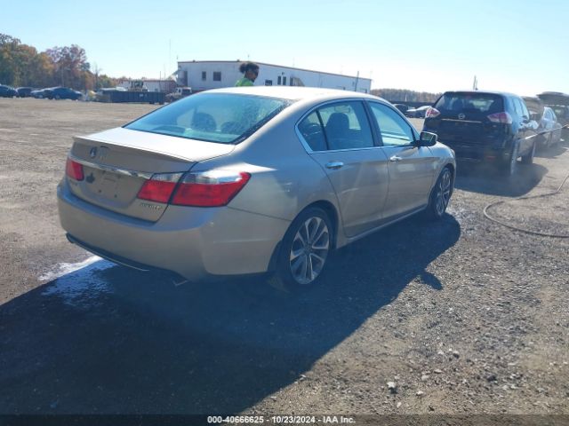 Photo 3 VIN: 1HGCR2F53FA103676 - HONDA ACCORD 