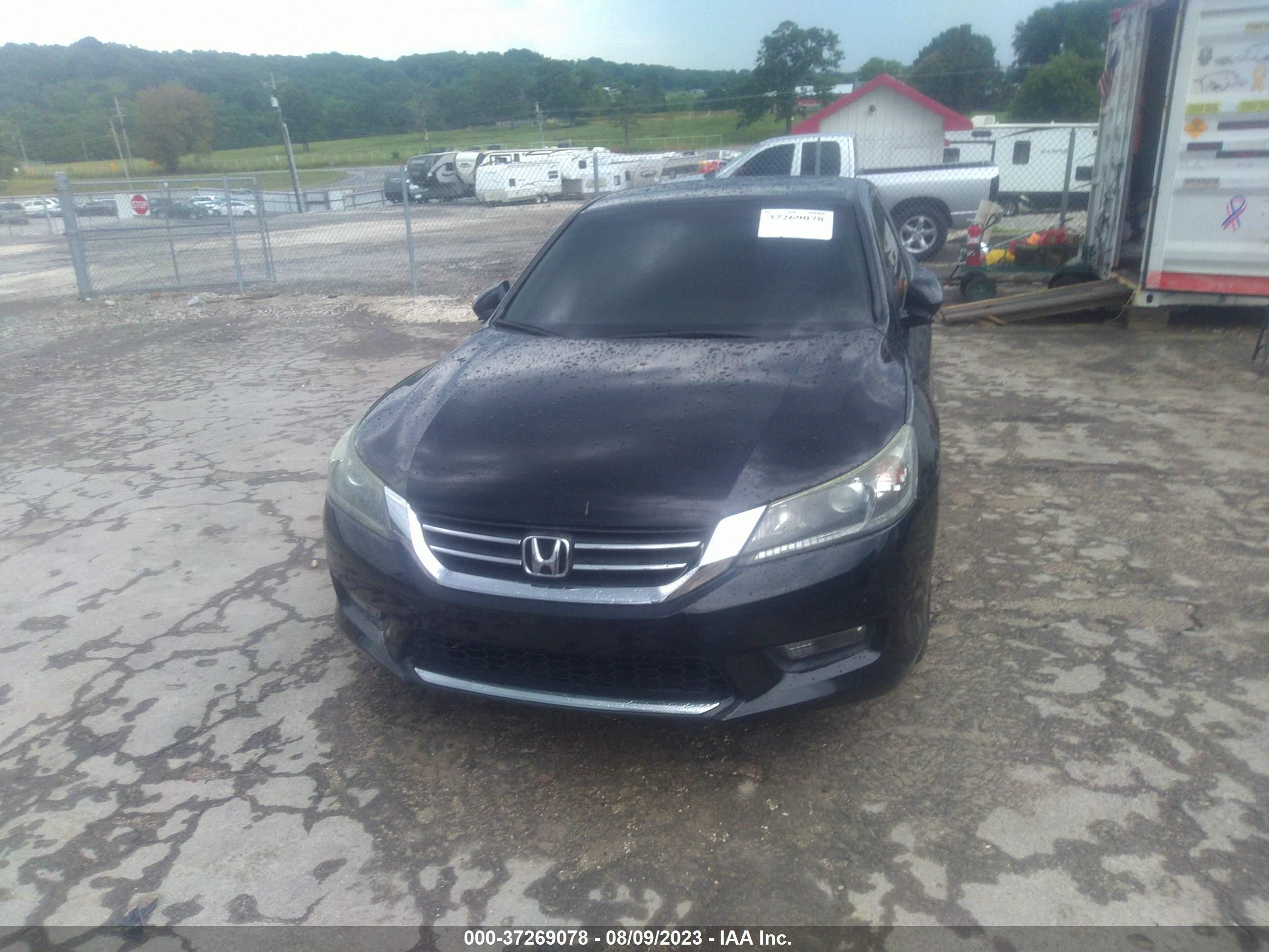 Photo 11 VIN: 1HGCR2F53FA163537 - HONDA ACCORD 