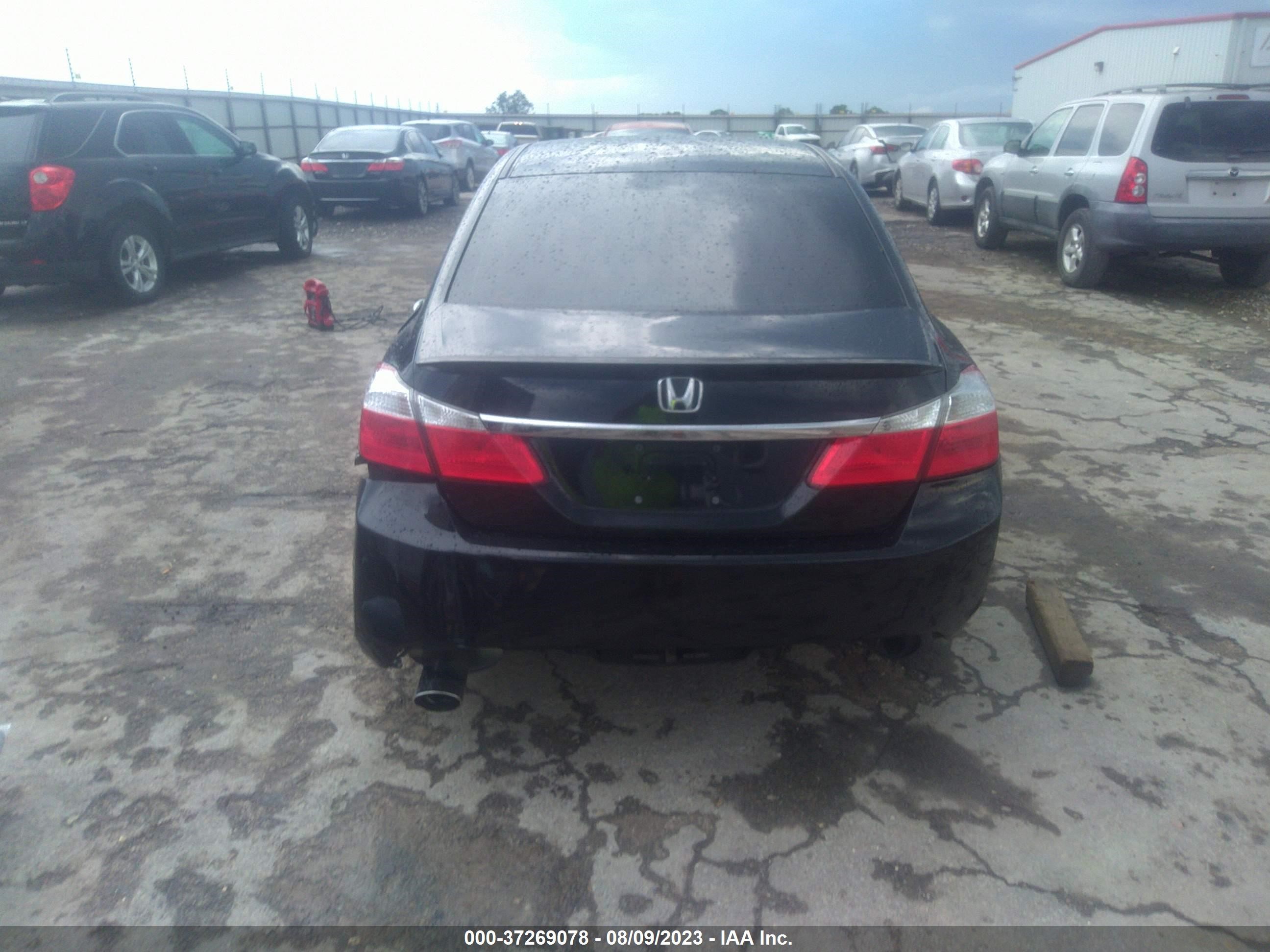 Photo 15 VIN: 1HGCR2F53FA163537 - HONDA ACCORD 