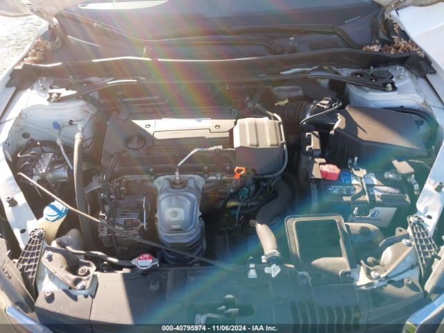 Photo 9 VIN: 1HGCR2F53FA217516 - HONDA ACCORD 