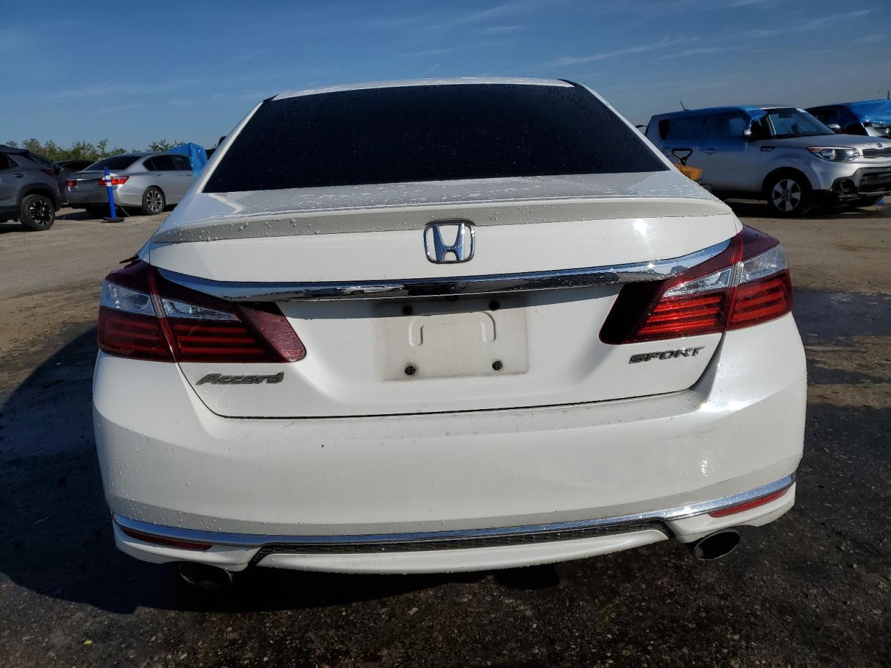 Photo 5 VIN: 1HGCR2F53GA176502 - HONDA ACCORD 