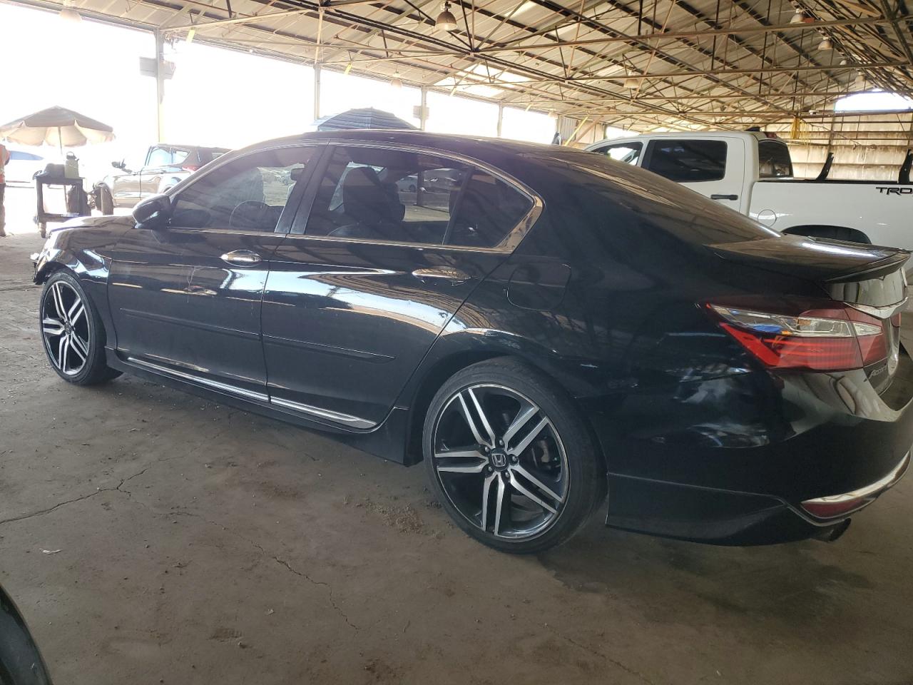 Photo 1 VIN: 1HGCR2F53GA241204 - HONDA ACCORD 