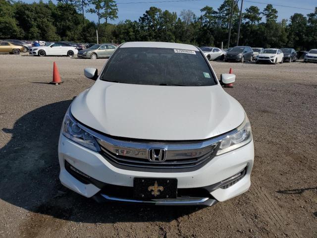 Photo 4 VIN: 1HGCR2F53HA028156 - HONDA ACCORD SPO 