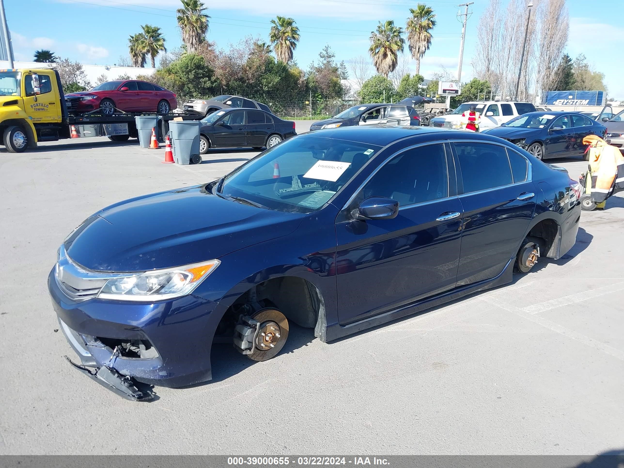 Photo 1 VIN: 1HGCR2F53HA038380 - HONDA ACCORD 