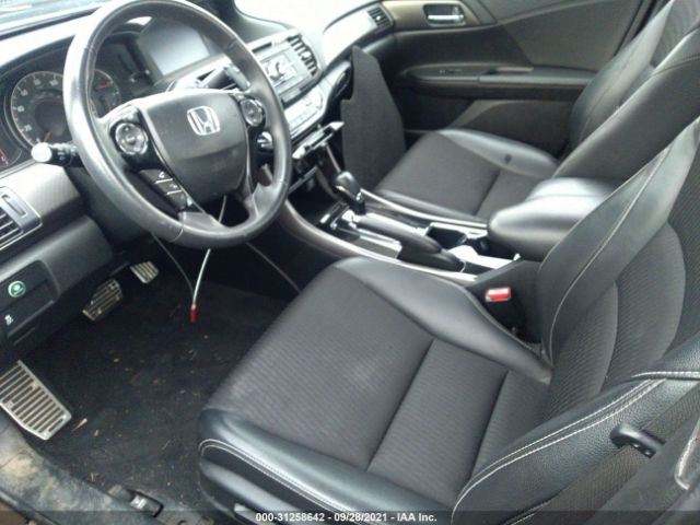 Photo 4 VIN: 1HGCR2F53HA051310 - HONDA ACCORD SEDAN 