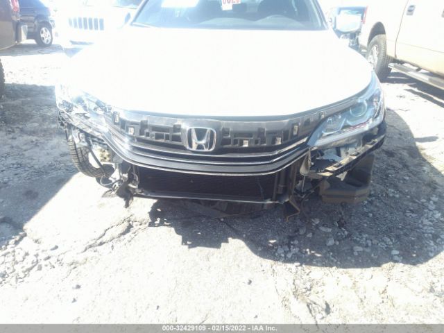 Photo 5 VIN: 1HGCR2F53HA063750 - HONDA ACCORD SEDAN 