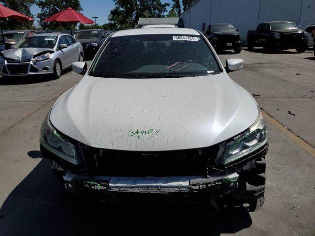 Photo 4 VIN: 1HGCR2F53HA106158 - HONDA ACCORD 