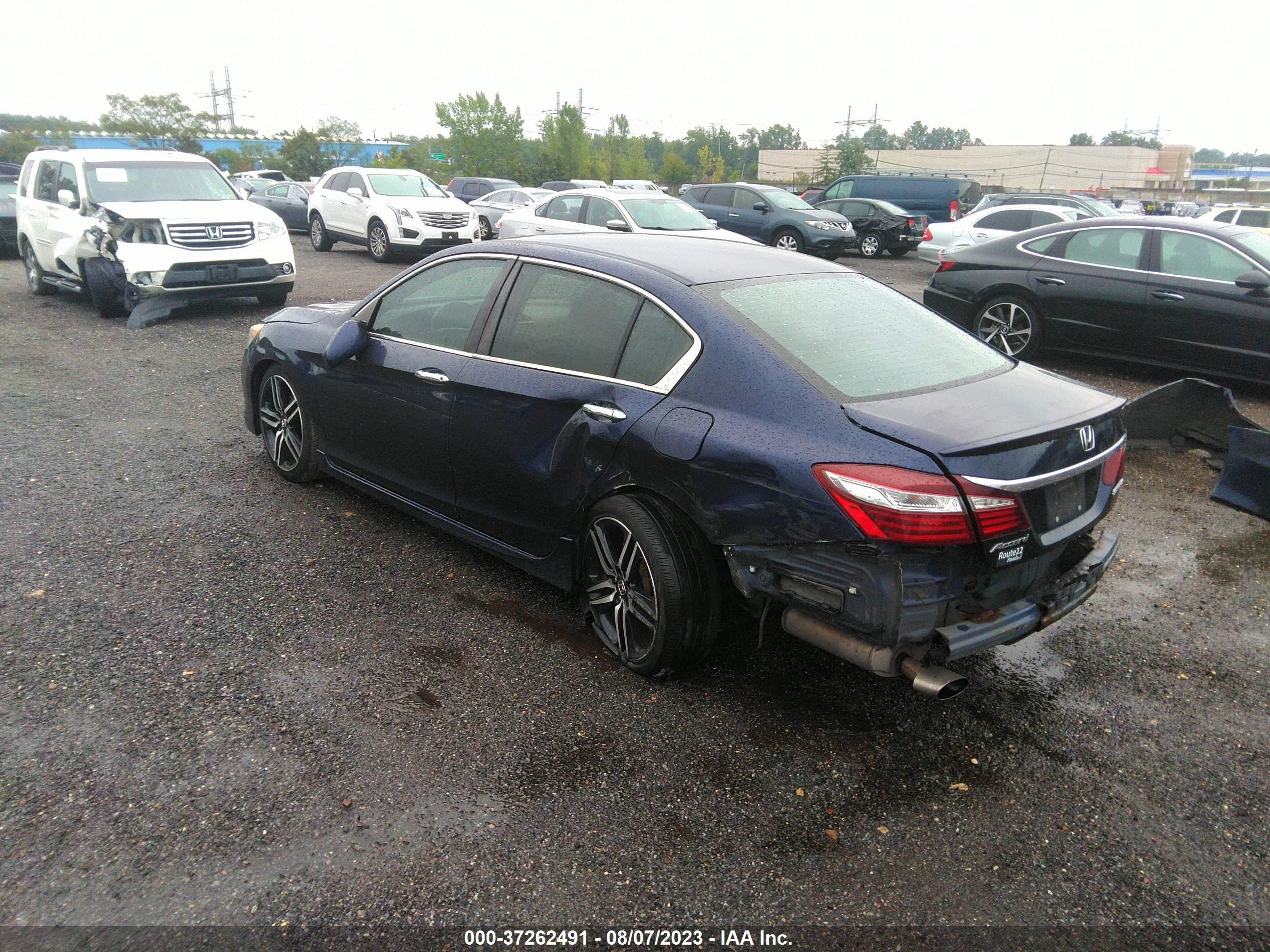 Photo 2 VIN: 1HGCR2F53HA108508 - HONDA ACCORD 