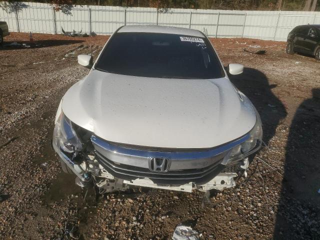 Photo 4 VIN: 1HGCR2F53HA136955 - HONDA ACCORD 