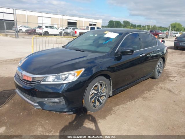 Photo 1 VIN: 1HGCR2F53HA169423 - HONDA ACCORD 