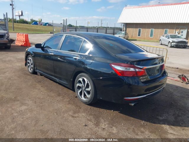 Photo 2 VIN: 1HGCR2F53HA169423 - HONDA ACCORD 