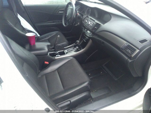 Photo 4 VIN: 1HGCR2F53HA179501 - HONDA ACCORD SEDAN 