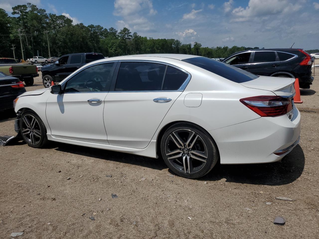 Photo 1 VIN: 1HGCR2F53HA239034 - HONDA ACCORD 