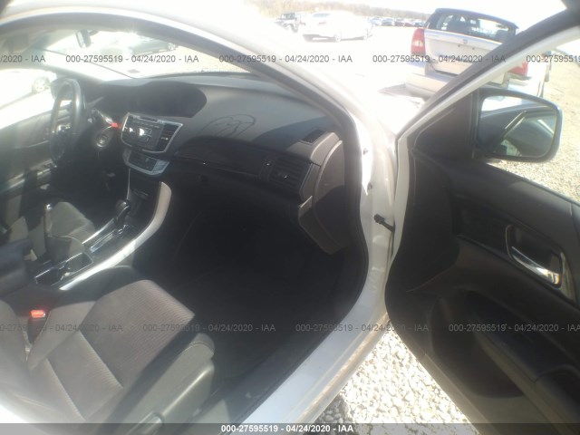 Photo 4 VIN: 1HGCR2F54DA061046 - HONDA ACCORD SDN 