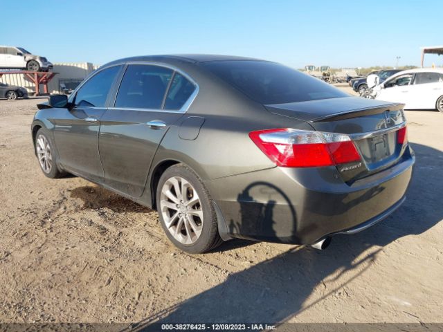 Photo 2 VIN: 1HGCR2F54DA062195 - HONDA ACCORD SDN 