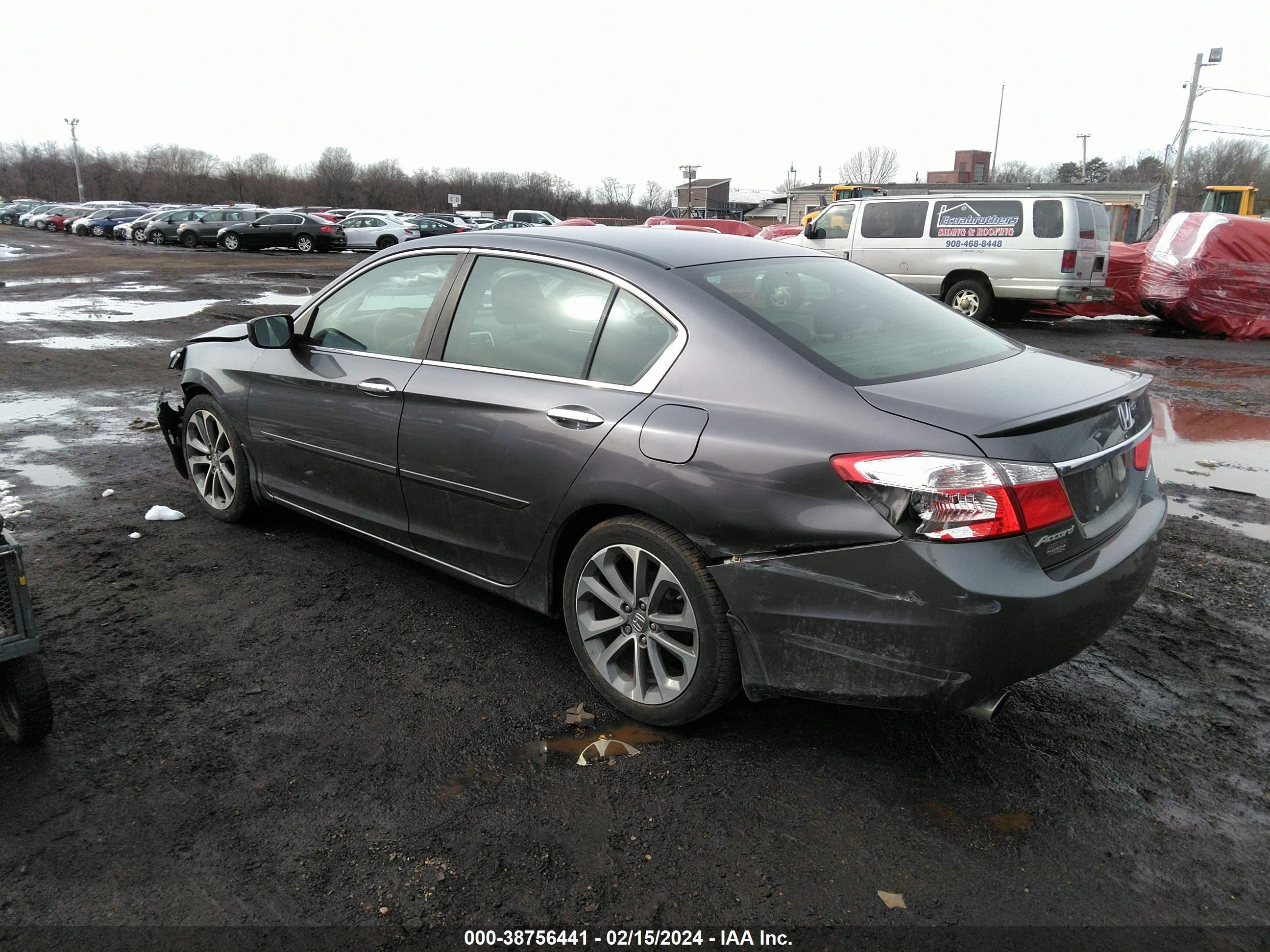 Photo 2 VIN: 1HGCR2F54EA175372 - HONDA ACCORD 