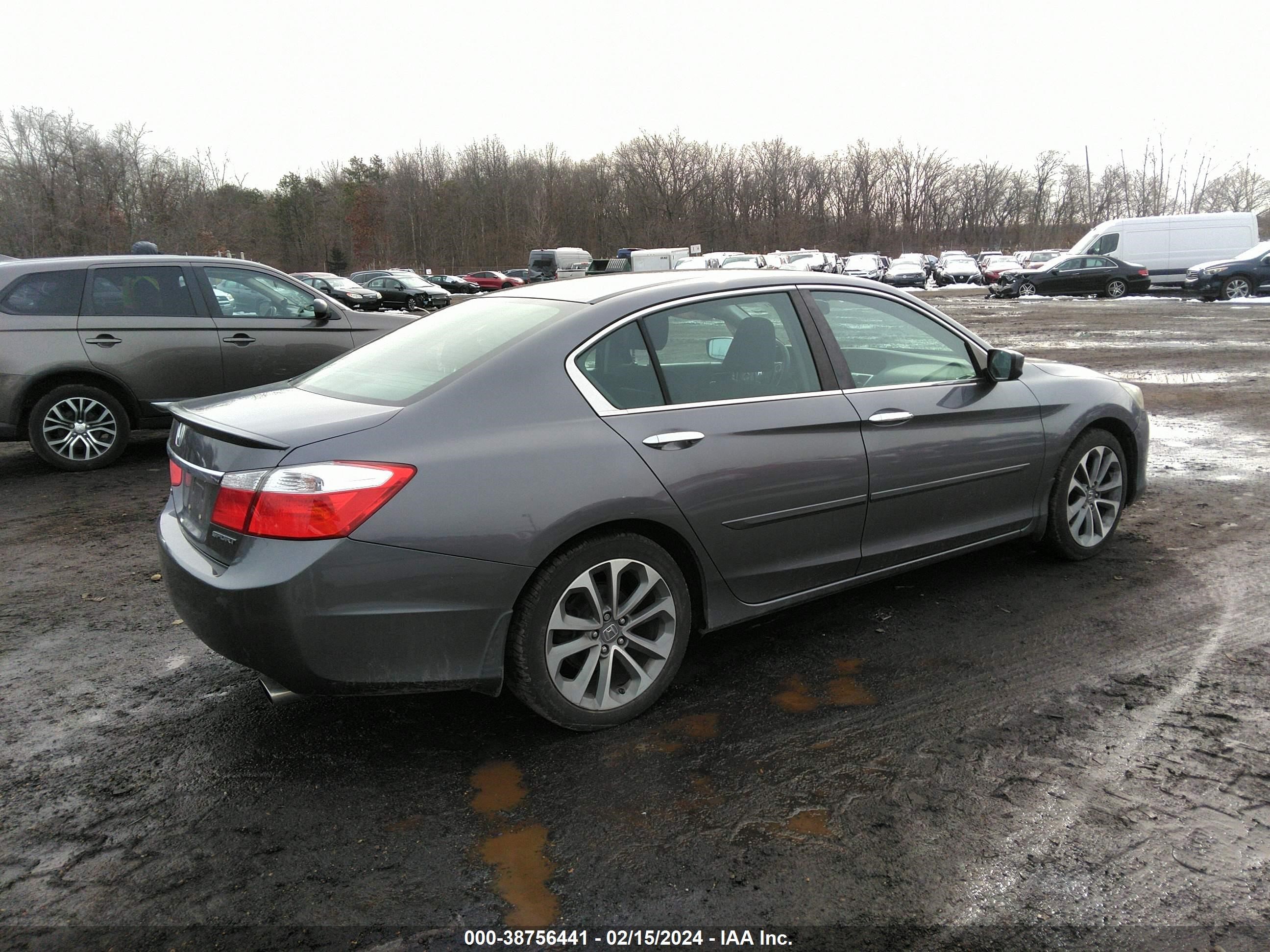 Photo 3 VIN: 1HGCR2F54EA175372 - HONDA ACCORD 