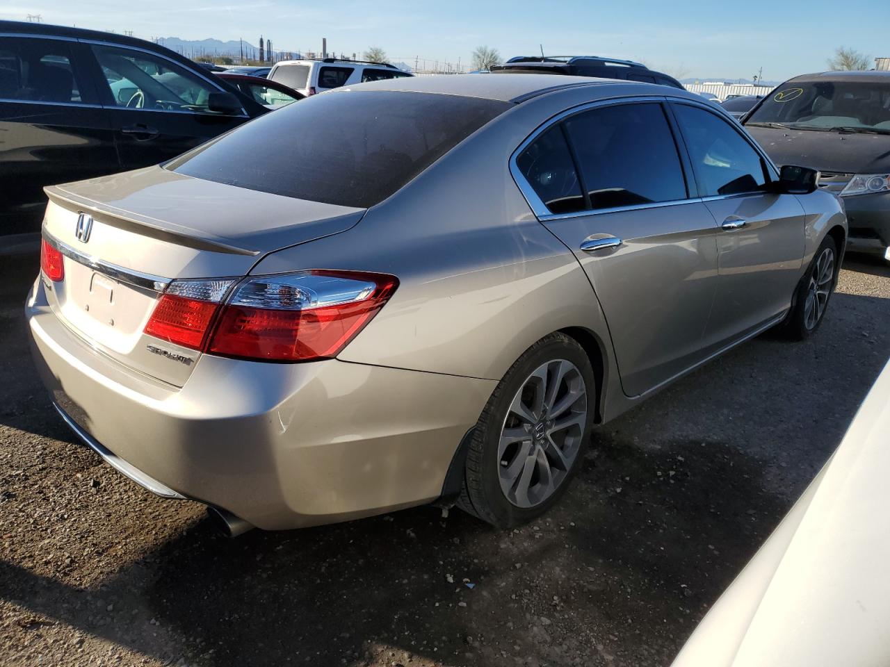 Photo 2 VIN: 1HGCR2F54EA292627 - HONDA ACCORD 