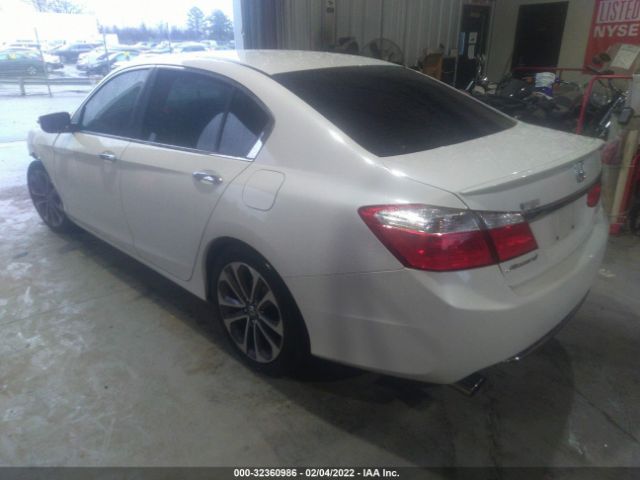 Photo 2 VIN: 1HGCR2F54FA130806 - HONDA ACCORD SEDAN 