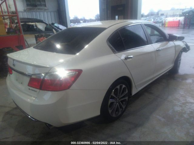 Photo 3 VIN: 1HGCR2F54FA130806 - HONDA ACCORD SEDAN 