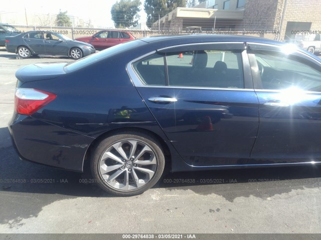 Photo 5 VIN: 1HGCR2F54FA135729 - HONDA ACCORD SEDAN 