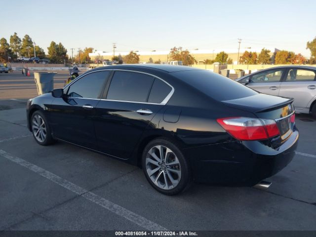 Photo 2 VIN: 1HGCR2F54FA142079 - HONDA ACCORD 