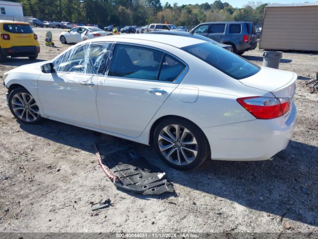 Photo 2 VIN: 1HGCR2F54FA215273 - HONDA ACCORD 