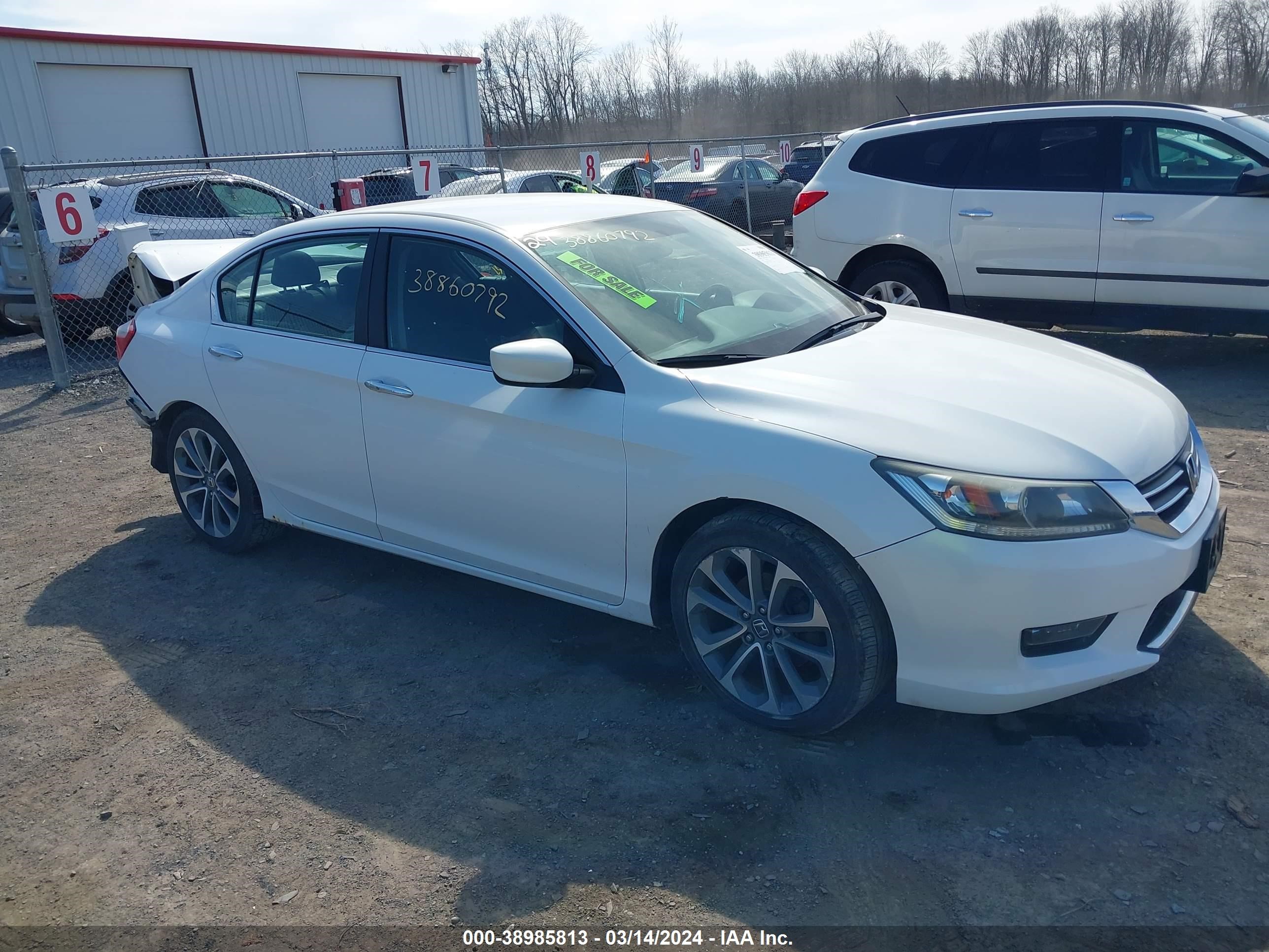 Photo 1 VIN: 1HGCR2F54FA264957 - HONDA ACCORD 