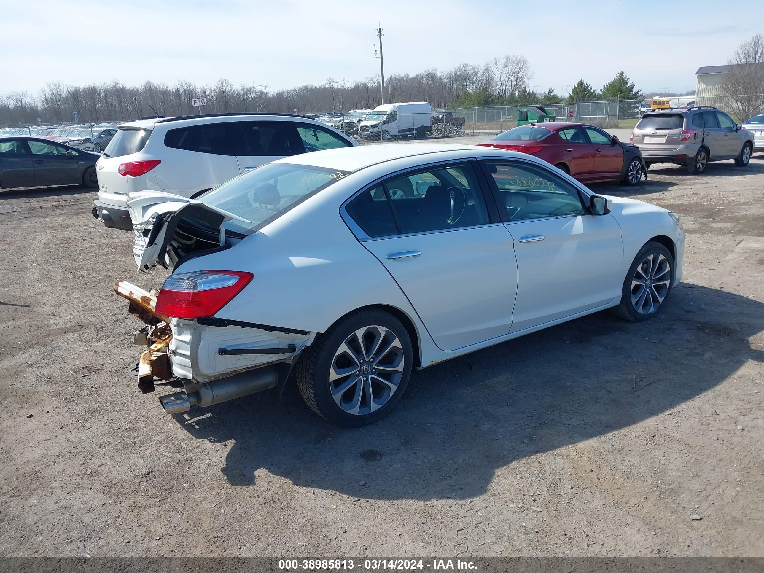 Photo 4 VIN: 1HGCR2F54FA264957 - HONDA ACCORD 