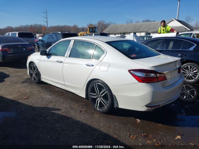 Photo 2 VIN: 1HGCR2F54GA047717 - HONDA ACCORD 