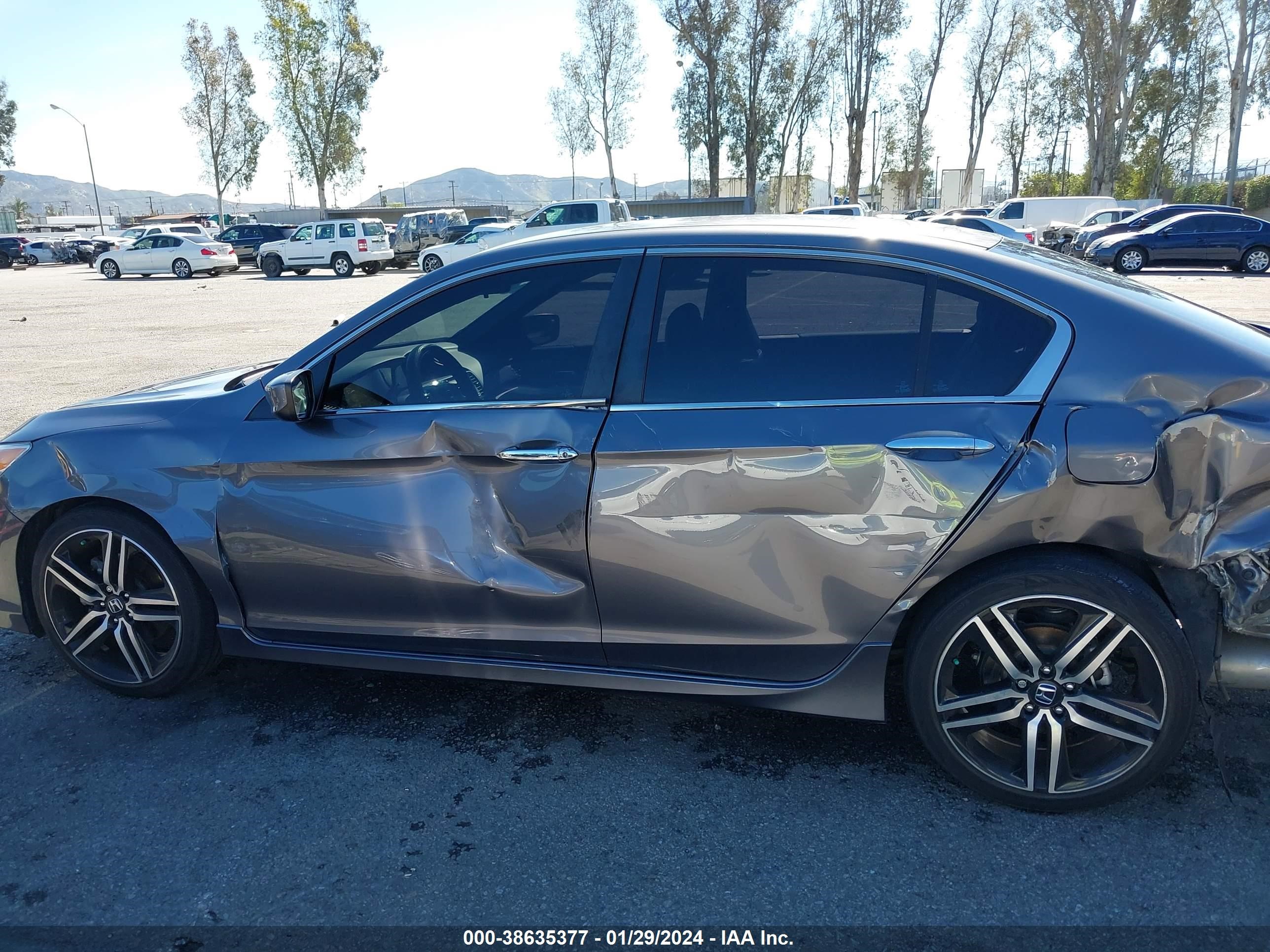 Photo 13 VIN: 1HGCR2F54GA149292 - HONDA ACCORD 