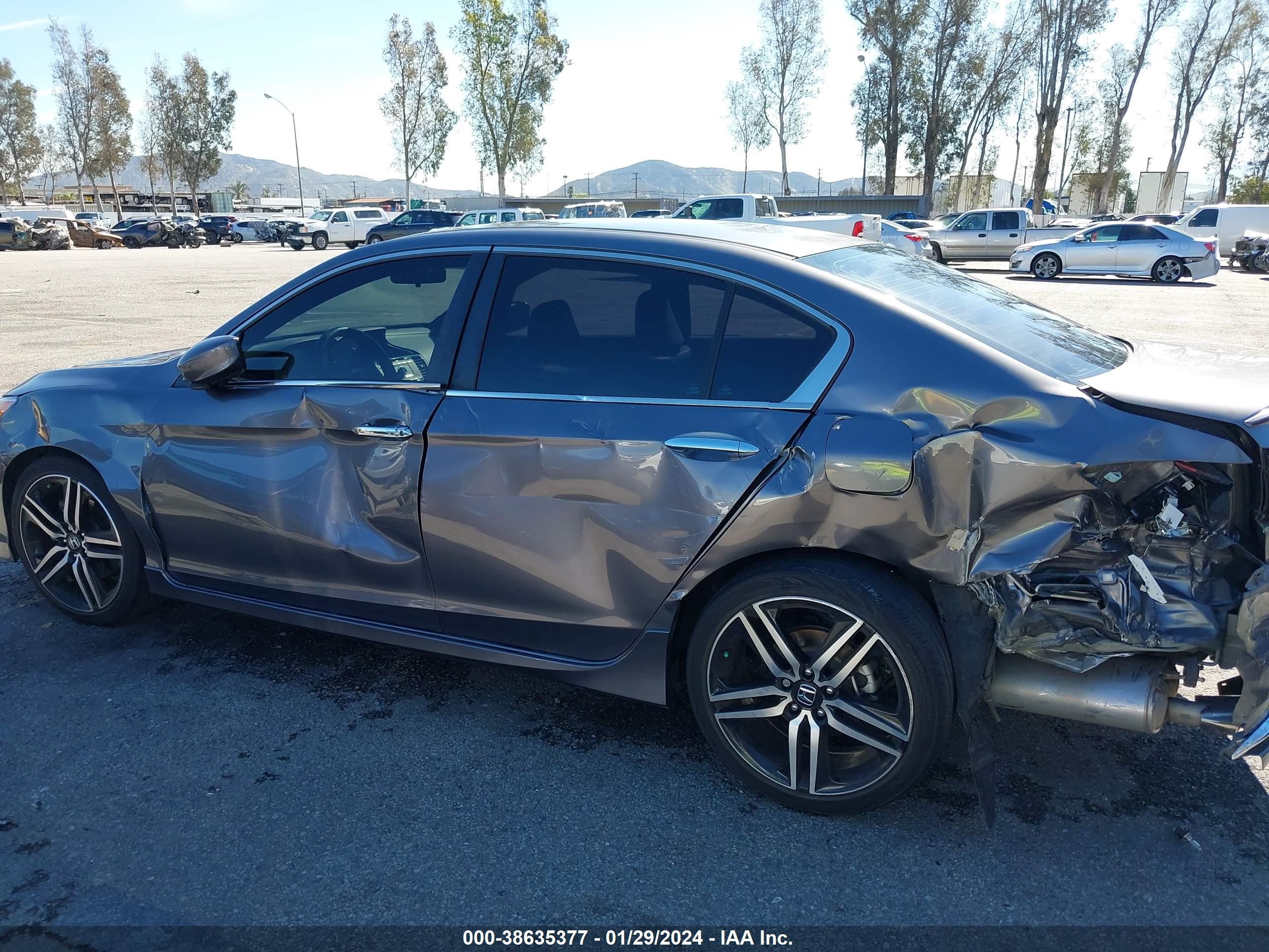 Photo 5 VIN: 1HGCR2F54GA149292 - HONDA ACCORD 