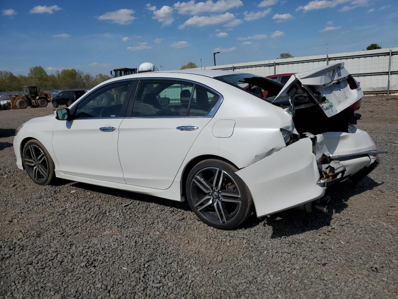 Photo 1 VIN: 1HGCR2F54GA158512 - HONDA ACCORD 