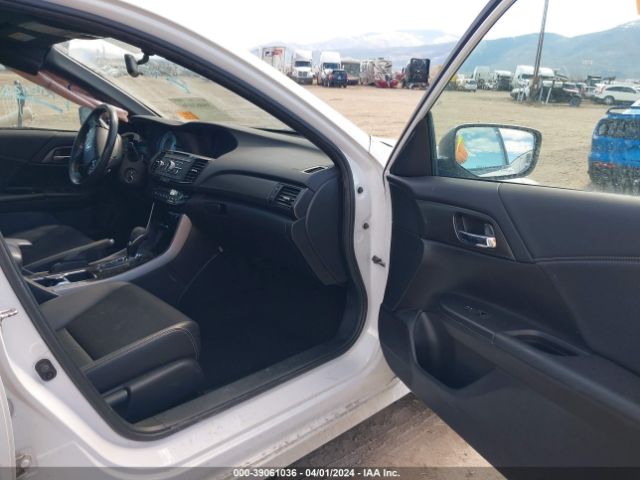 Photo 4 VIN: 1HGCR2F54GA243947 - HONDA ACCORD 