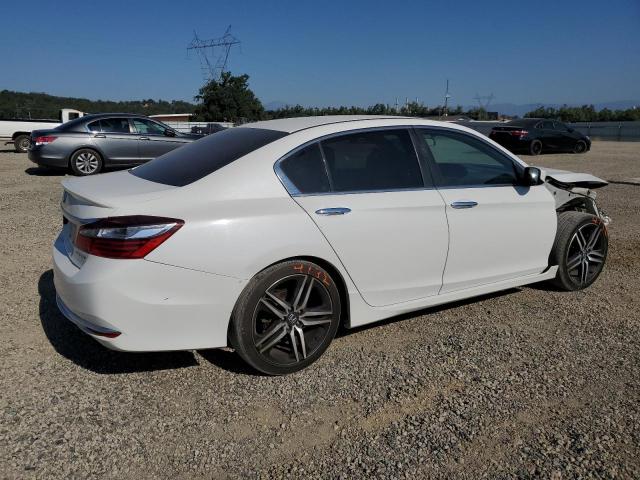 Photo 2 VIN: 1HGCR2F54HA024648 - HONDA ACCORD 