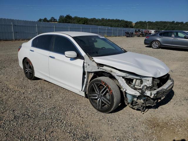 Photo 3 VIN: 1HGCR2F54HA024648 - HONDA ACCORD 