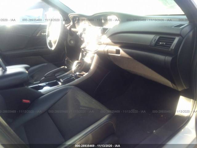 Photo 4 VIN: 1HGCR2F54HA024665 - HONDA ACCORD SEDAN 