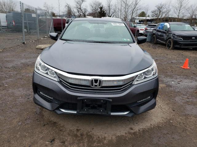 Photo 4 VIN: 1HGCR2F54HA070707 - HONDA ACCORD SPO 