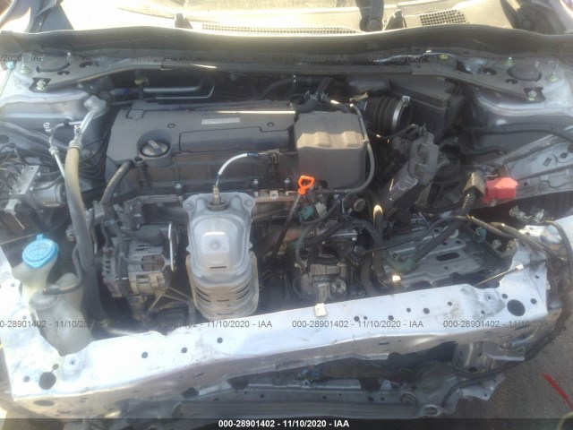 Photo 9 VIN: 1HGCR2F54HA101079 - HONDA ACCORD SEDAN 