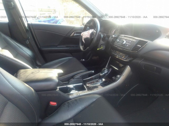 Photo 4 VIN: 1HGCR2F54HA154963 - HONDA ACCORD SEDAN 