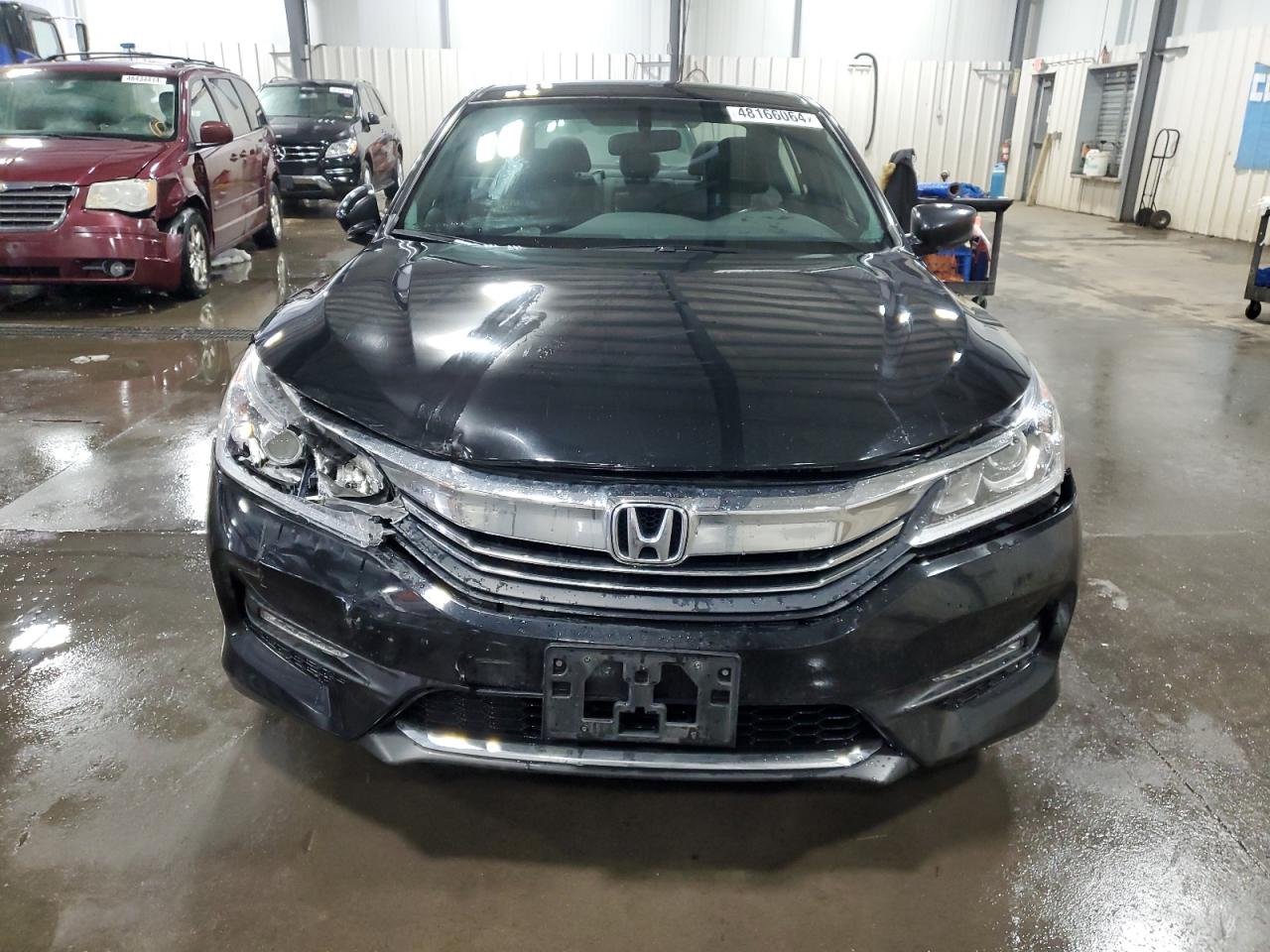 Photo 4 VIN: 1HGCR2F54HA246994 - HONDA ACCORD 