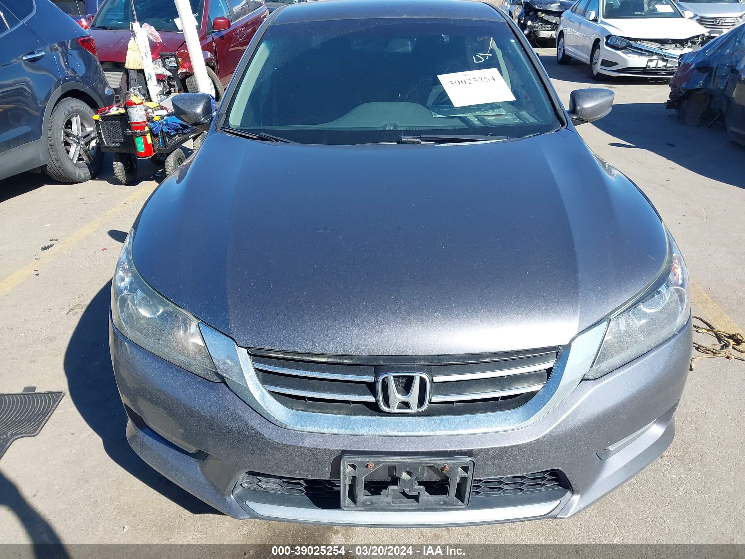 Photo 11 VIN: 1HGCR2F55DA014186 - HONDA ACCORD 