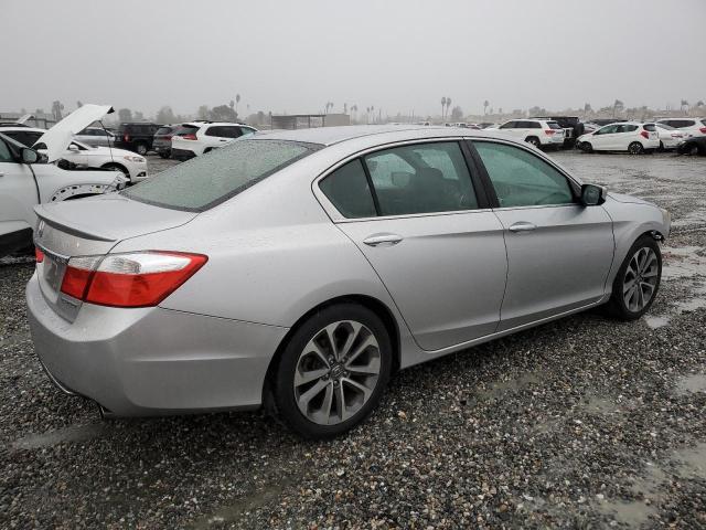 Photo 2 VIN: 1HGCR2F55DA187464 - HONDA ACCORD 